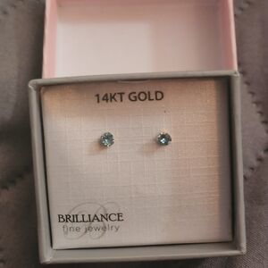 NWT 14KT Gold fine Jewelry Stud Earrings featuring round cut gems